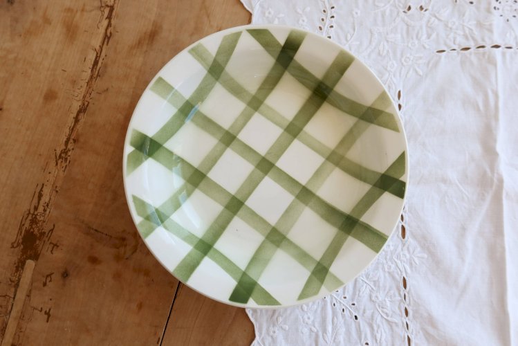 Plat de service rond creux vintage faïence -  Modèle Nappe vert