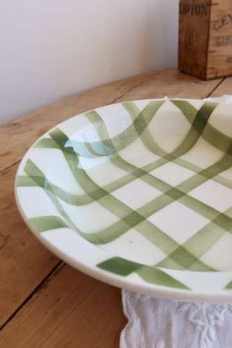 Plat de service rond creux vintage faïence -  Modèle Nappe vert