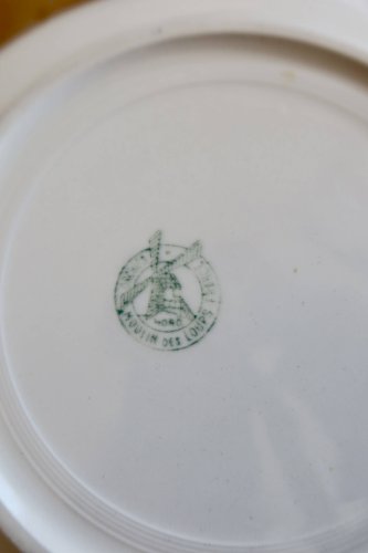 Plat de service rond creux vintage faïence -  Modèle Nappe vert