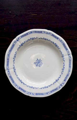 Plat de service rond et creux faïence Gien – Modèle “Royal”