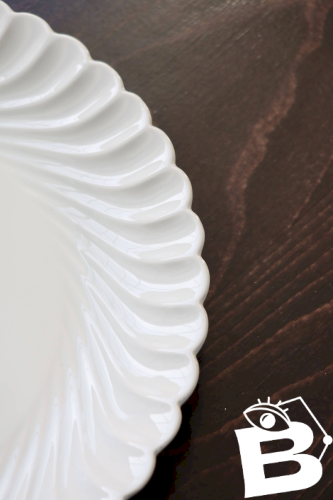 Plat de service rond vintage porcelaine blanche torsadée Limoges Haviland