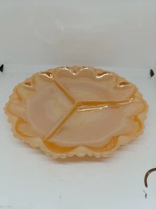 plat de service vintage à 3 compartiments en bon etat