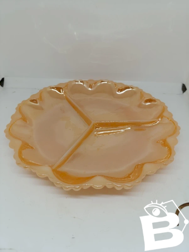 plat de service vintage à 3 compartiments en bon etat