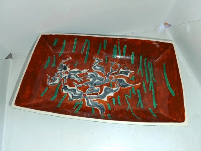 plat design signé Ceylon cermics en bon etat