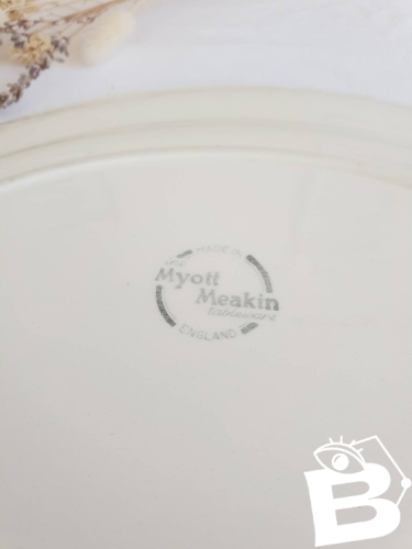 Plat en céramique anglaise