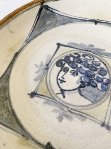 Plat en céramique signé Patrick Lefebvre