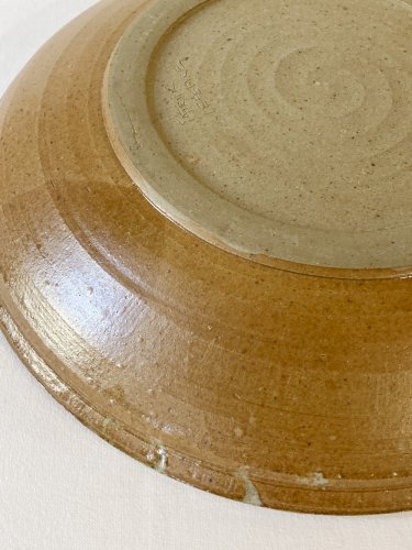 Plat en céramique signé Patrick Lefebvre