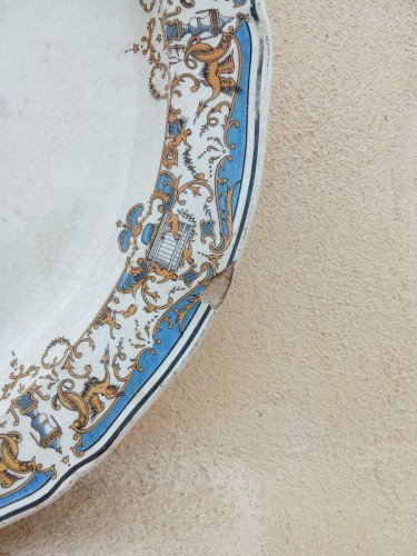 Plat en faïence : Gien XIX ème siècle