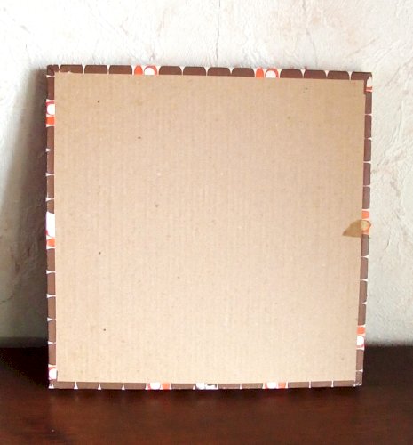 Plat en faïence Obernai/Sarreguemines – Signé Henry Loux – Scène alsacienne – Diamètre 34 cm – Faïence française vintage – Pièce rare et décorative