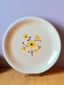 Ceramic plate Salins, Catherine pattern 1960