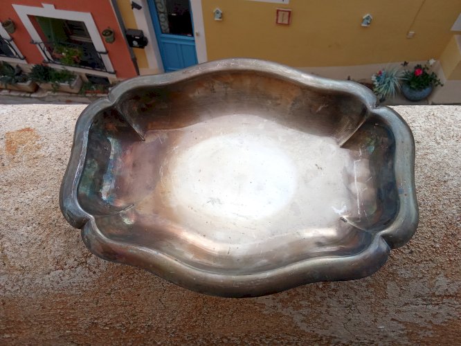 Plat en métal argenté orfèvre Ravinet d'enfer 