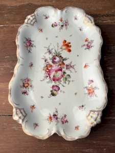 Plat en porcelaine ancienne Limoges Malmaison