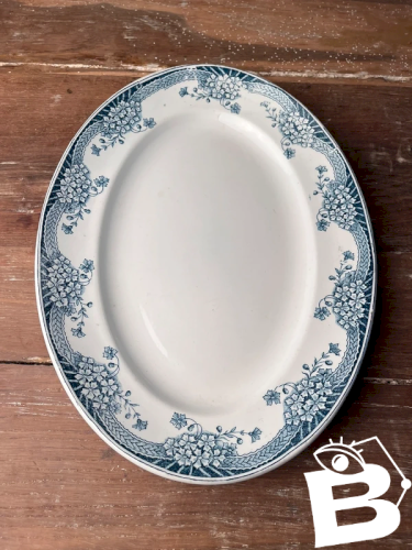 Plat en terre de fer