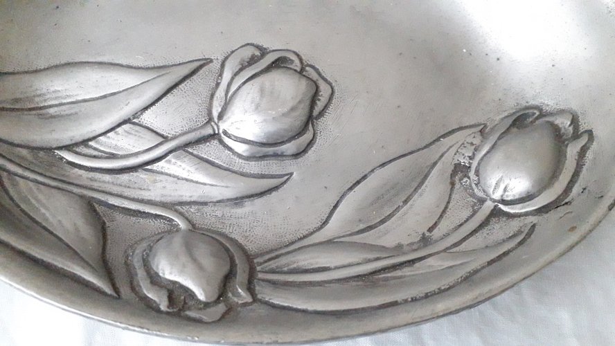 Plat étain Belle Drève