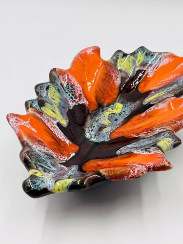 Plat feuille Vallauris