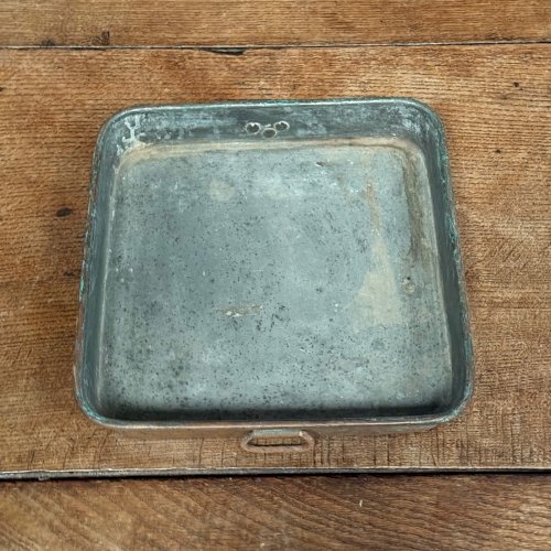 Plat lèchefrite plat en cuivre étamé XIXe L9045