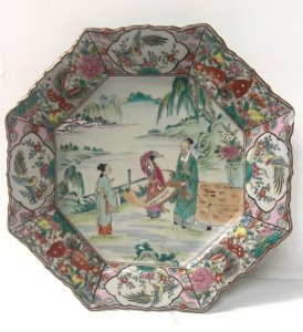 Octagonal porcelain plate Asia 20th century