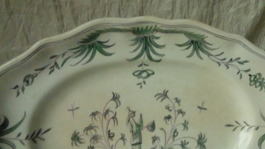 PLAT OVALIE EN FAIENCE DECOR AU CHINOIS LUNÉVILLE *