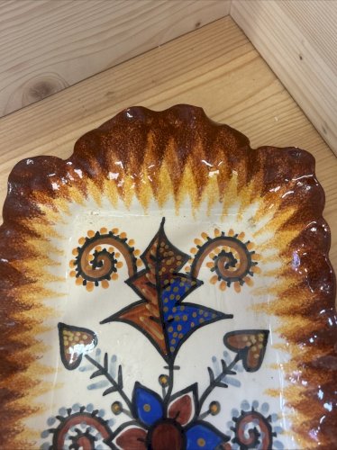 Plat rectangulaire signé Fouillen Quimper – 36 x 27,5 cm –