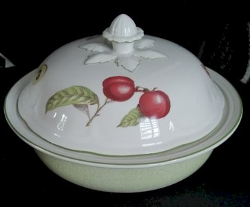 Round dish with lid Villeroy & Boch