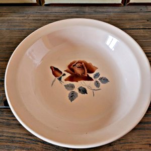 Hollow round dish Digoin Sarreguemines model 9481 (9181)