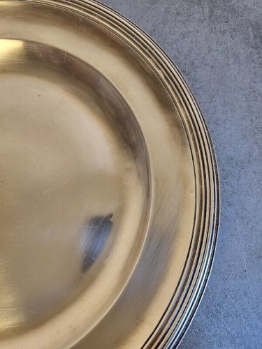 PLAT ROND EN ARGENT MASSIF A COQUILLE POINCON VIEILLARD DE 687 GRAMMES