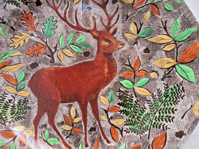 Plat rond en faïence de GIEN, service Rambouillet, modèle: Le Cerf