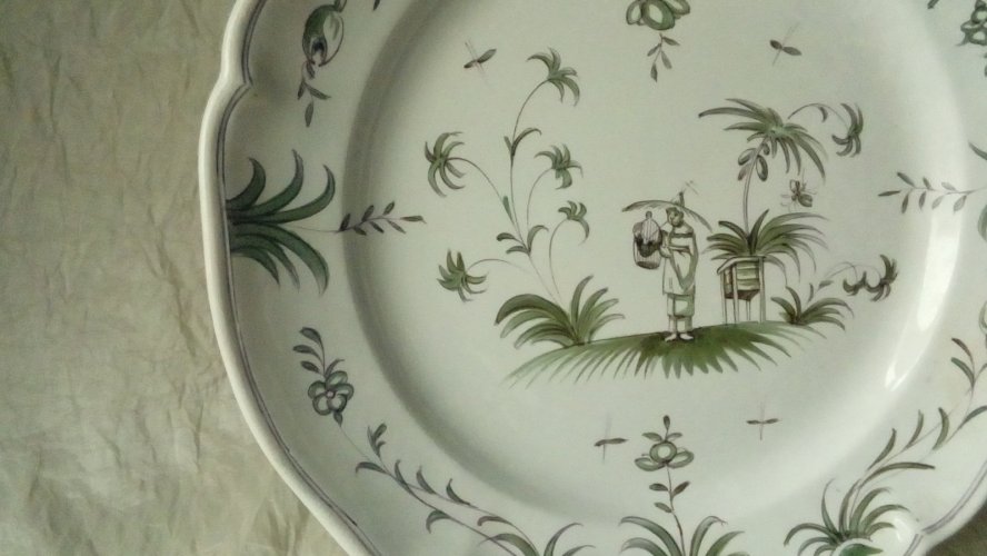 PLAT ROND EN FAIENCE DECOR AU CHINOIS LUNÉVILLE *N°2