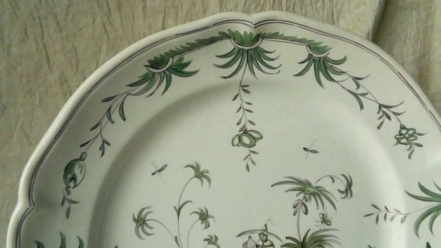 PLAT ROND EN FAIENCE DECOR AU CHINOIS LUNÉVILLE *N°2