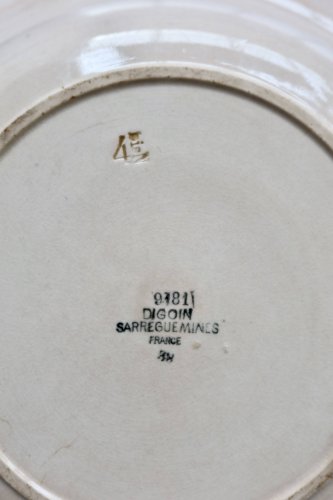 Plat rond et creux ancien en faïence Digoin Sarreguemines 9181