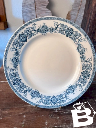 Plat rond Longwy modèle Mansard