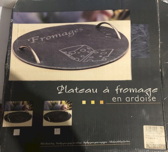 Plateau à fromage neuf en ardoise et anses en métal 