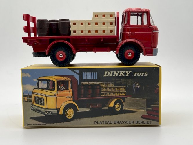 Plateau Brasseur Kronenbourg Berliet 1/43 Dinky Toys Atlas