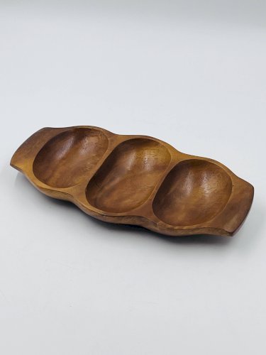 Plateau compartimenté en bois exotique sculpté, Asie années 70