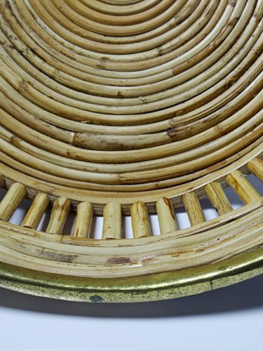 Plateau, corbeille rond en bambou clair cerclage laiton vintage Italie années 70