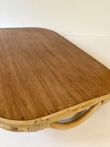 Plateau de service vintage en bambou et rotin