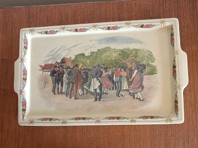 Obernai model ceramic plate by Henri Loux for U&C Sarreguemines. Circa 1920.