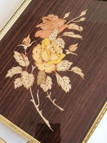 Plateau en marqueterie et laiton des années 50