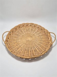 Wicker tray