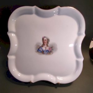Porcelain plate from Paris, decoration with Madame Dubarry
