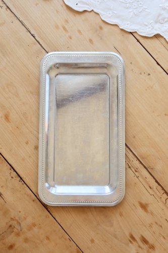 Plateau rectangulaire vintage Guy Degrenne métal argenté bord perlé