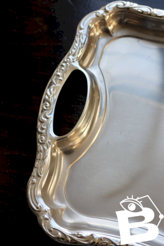 Plateau rectangulaire vintage métal inoxydable - Bord mouluré