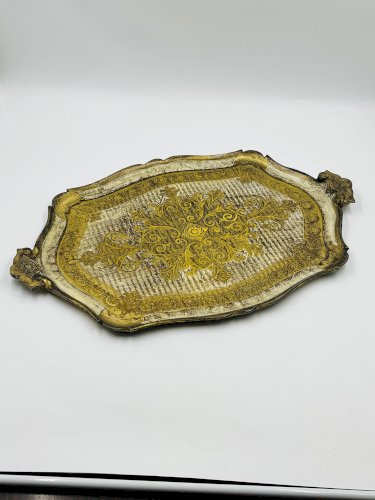 Plateau vintage baroque doré