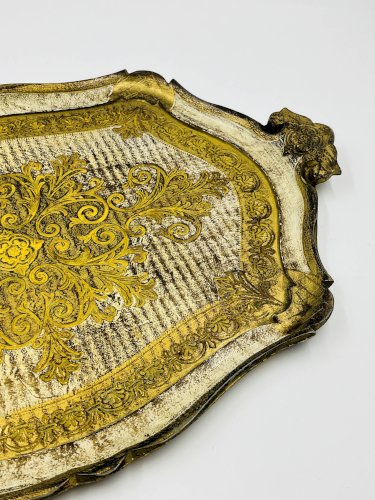 Plateau vintage baroque doré