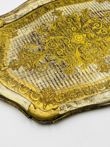 Plateau vintage baroque doré