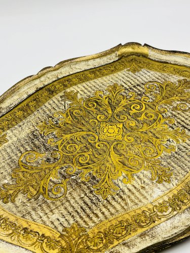 Plateau vintage baroque doré
