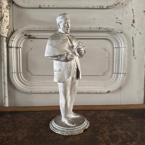 Plâtre d'atelier par Théodore Rivière le docteur Salmon M3545