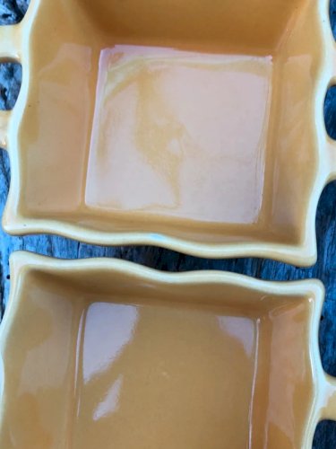 Plats individuels jaunes LBP Magnet