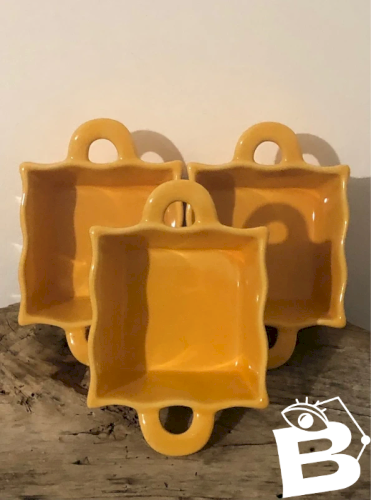 Plats individuels jaunes LBP Magnet