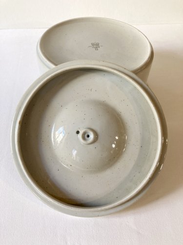 Plat/soupière en grès de grand feu, faïencerie de Brenne, années 1970-1980